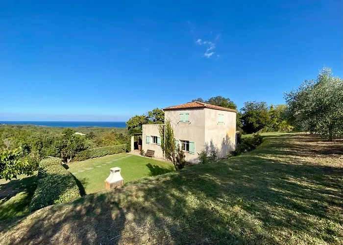 Domaine Punta Della Guardia Vue Dans Nature Protegee, A 1,5 Km Holiday home Cervione